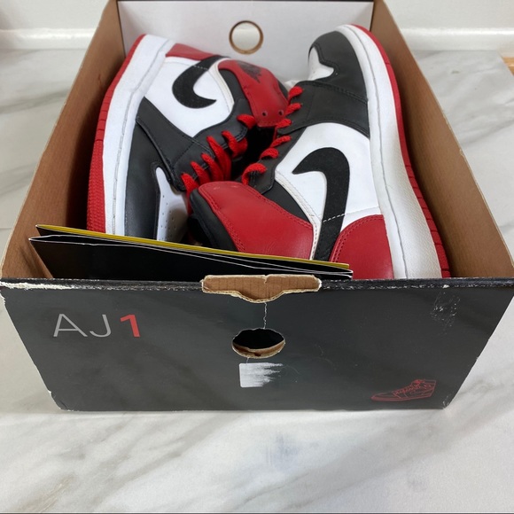 VTG Jordan OLD LOVE ❤️ Chicago AJ1 Basketball Sneakers - Picture 9 of 10